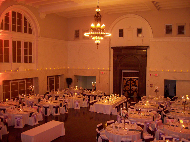 Tuscan style head table (significant others of wedding party included).